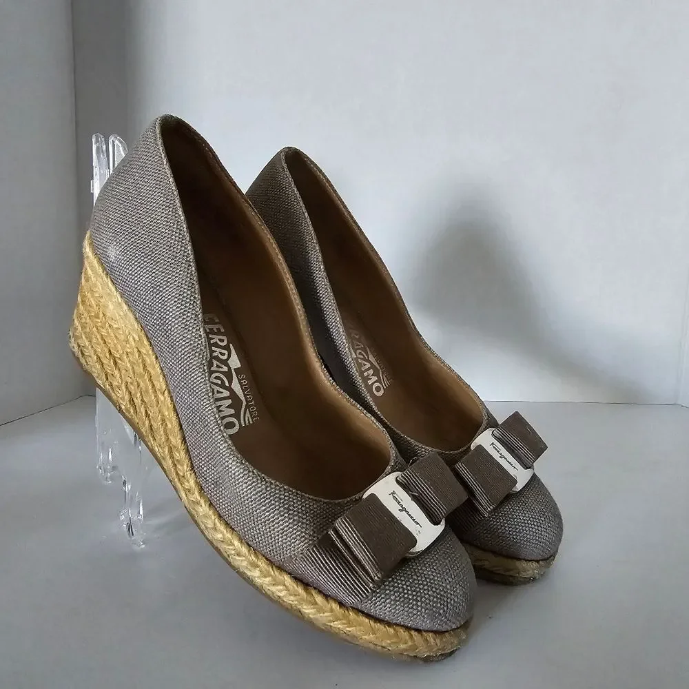 Salvatore Ferragamo Taupe Darly Bow Espadrilles Size 4.5